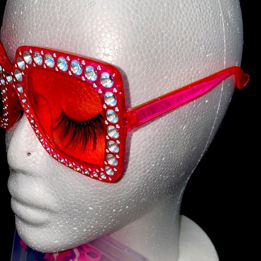 Barbie pink sunglasses and Stanley tumbler straw top Stanley tumbler accessories - Picture 5 of 7